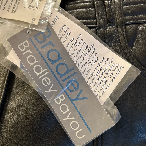 BRADLEY BRADLEY BAYOU BLACK LEATHER WOMAN PANTS WITH SILVER TONE CHAINS 20W - Picture 8 of 13